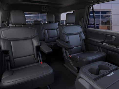 New 2026 Ford Expedition Platinum w/ Stealth Appearance Package AWD/4WD image 11
