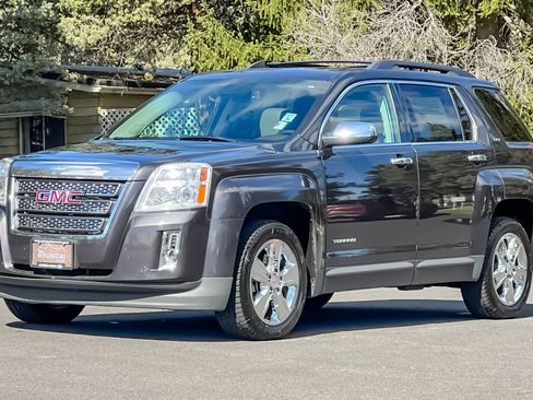 Used 2015 GMC Terrain SLT w/ Chrome Edition image 9