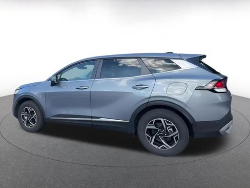 Used 2025 Kia Sportage LX AWD/4WD image 10