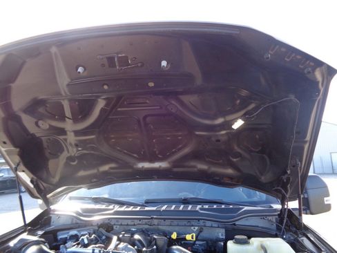 Used 2019 Ford F250 XLT image 38