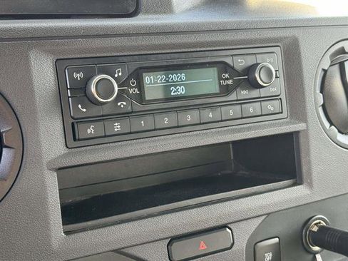 Used 2022 Ford E-450 and Econoline 450 Super Duty w/ Power Windows & Locks Group image 36