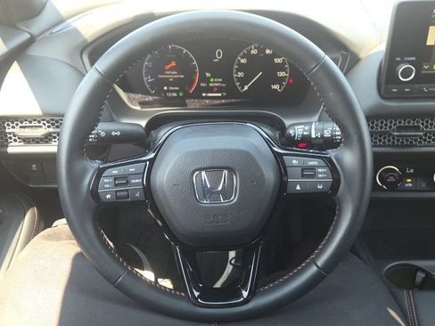 Used 2025 Honda HR-V Sport image 33