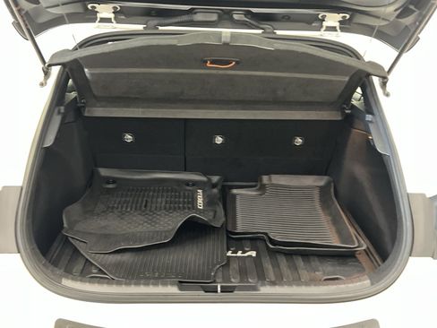 Used 2022 Toyota Corolla SE FWD image 25