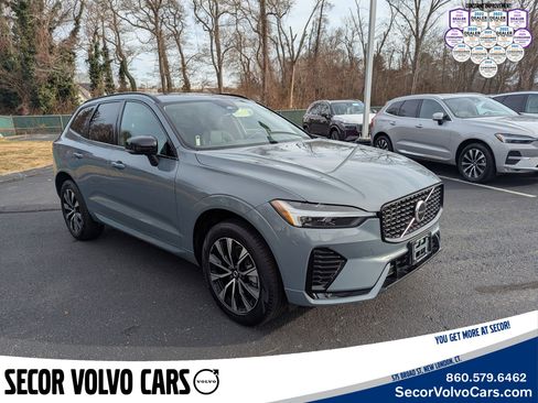 Certified 2024 Volvo XC60 B5 Core image 2