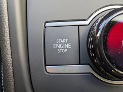 New 2026 Volkswagen Tiguan SE R-Line AWD/4WD image 31