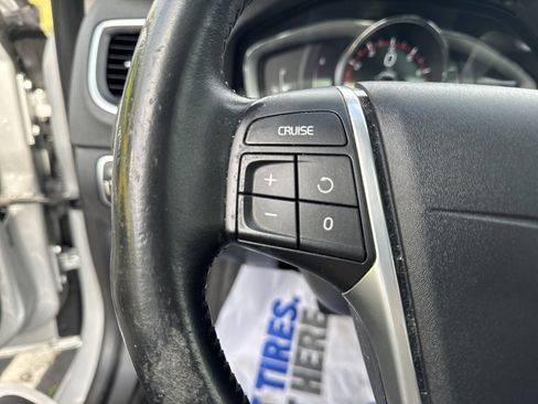 Used 2017 Volvo S60 T5 Inscription w/ Convenience Package image 20