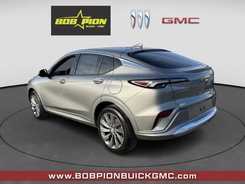 New 2026 Buick Envista Avenir image 4
