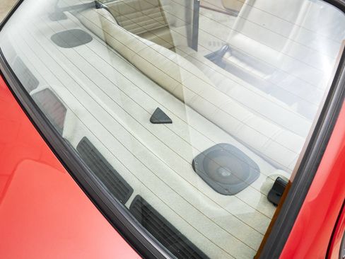 Used 1991 BMW 318iS Coupe RWD image 94