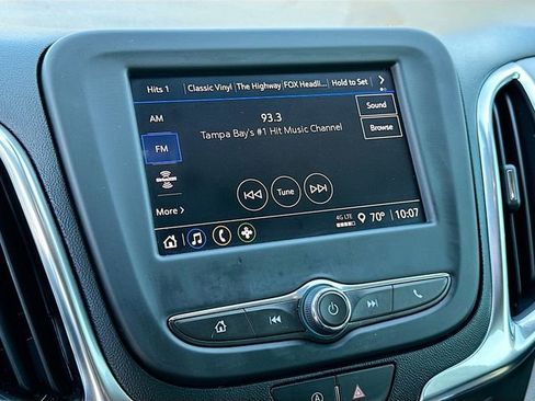 Used 2022 Chevrolet Equinox LS image 14