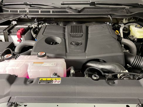 New 2026 Toyota Tundra Platinum AWD/4WD image 24