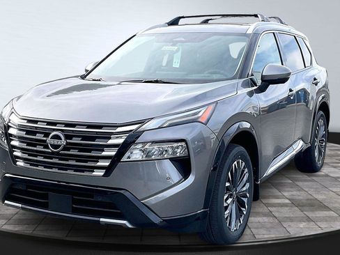 New 2026 Nissan Rogue Platinum w/ Platinum Premium Package AWD/4WD image 2