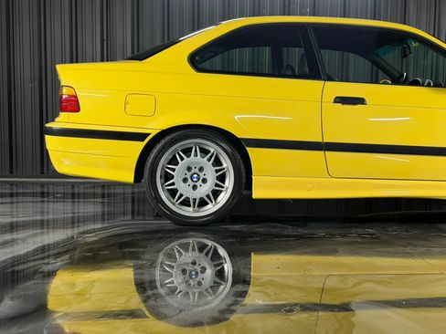 Used 1995 BMW M3 Coupe RWD image 19