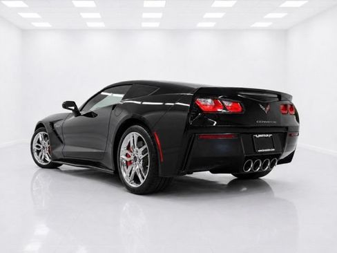 Used 2017 Chevrolet Corvette Stingray Coupe w/ Carbon Flash Badge Package RWD image 9