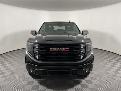 Used 2025 GMC Sierra 1500 Elevation image 8