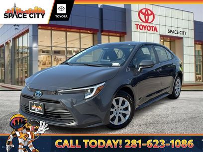 Used 2025 Toyota Corolla LE