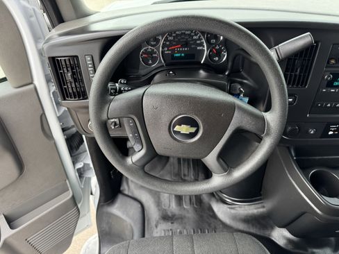 Used 2024 Chevrolet Express 2500 w/ Driver Convenience Package RWD image 14