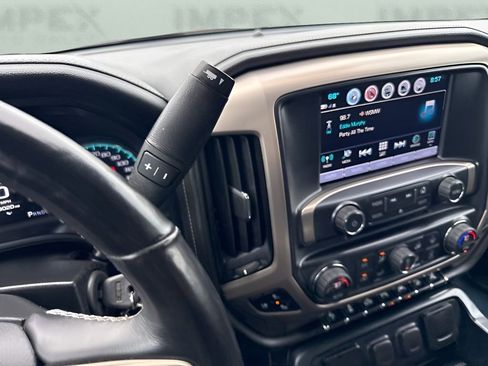 Used 2017 GMC Sierra 1500 Denali w/ Denali Ultimate Package AWD/4WD image 18