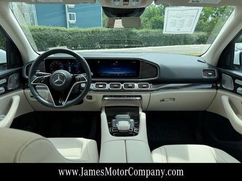 Certified 2026 Mercedes-Benz GLE 450 4MATIC image 17