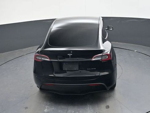 Used 2025 Tesla Model Y Long Range image 21