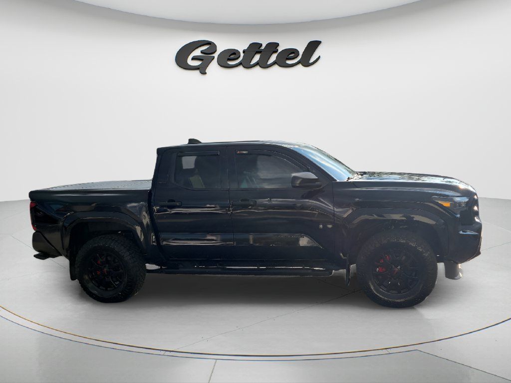 Used 2025 Toyota Tacoma SR w/ SR Upgrade Package RWD image 4