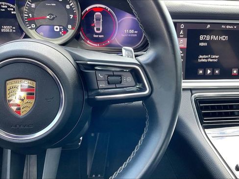 Used 2021 Porsche Panamera 4S image 11