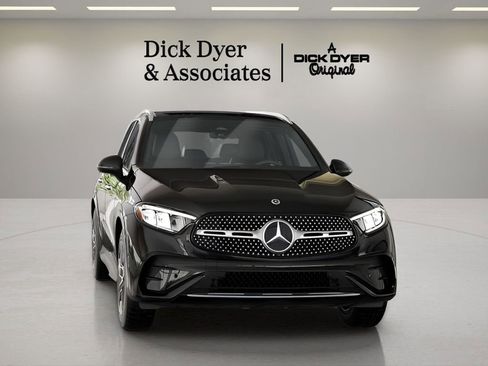 Used 2026 Mercedes-Benz GLC 300 image 34