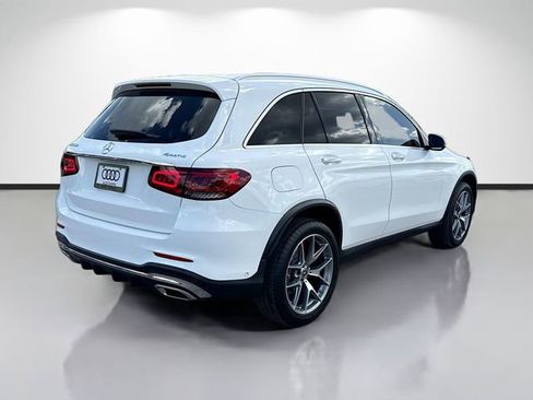 Used 2020 Mercedes-Benz GLC 300 4MATIC image 3