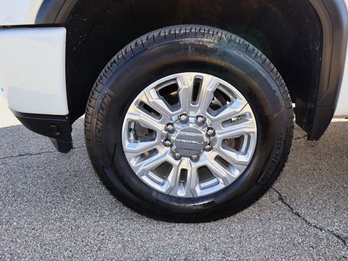 Used 2021 GMC Sierra 3500 Denali w/ Denali Ultimate Package image 36