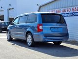 Used 2011 Chrysler Town & Country Touring-L w/ Entertainment Group #2 image 3