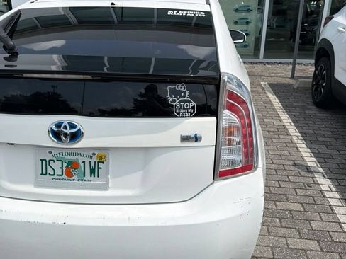 Used 2015 Toyota Prius Two FWD image 22