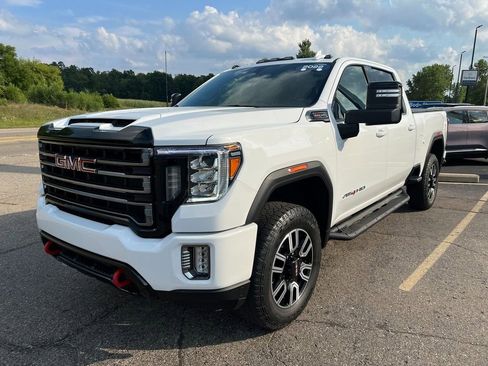 Certified 2022 GMC Sierra 2500 AT4 w/ Snow Plow Prep/Camper Package image 13