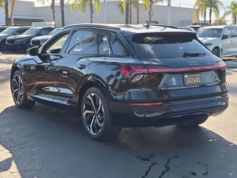 Used 2024 Audi Q8 e-tron Premium Plus w/ Premium Plus Package AWD/4WD image 8