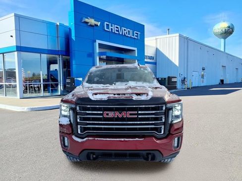 Used 2022 GMC Sierra 2500 AT4 AWD/4WD image 9