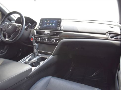 Used 2020 Honda Accord Sport image 12
