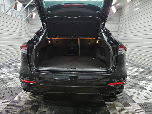 Used 2022 Maserati Levante GT AWD/4WD image 37