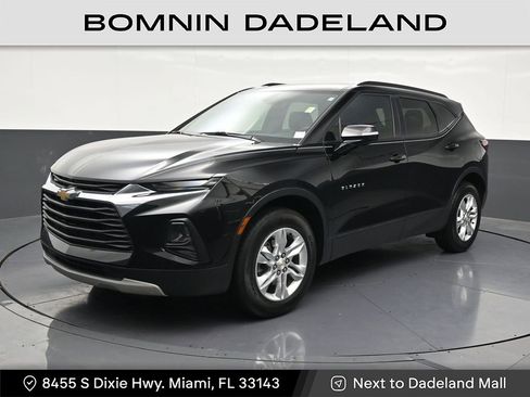 Used 2021 Chevrolet Blazer LT FWD image 1