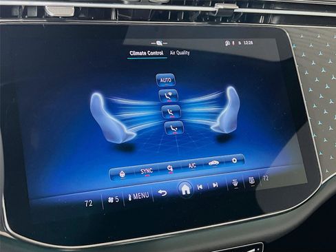 New 2026 Mercedes-Benz E 350 4MATIC Sedan image 17