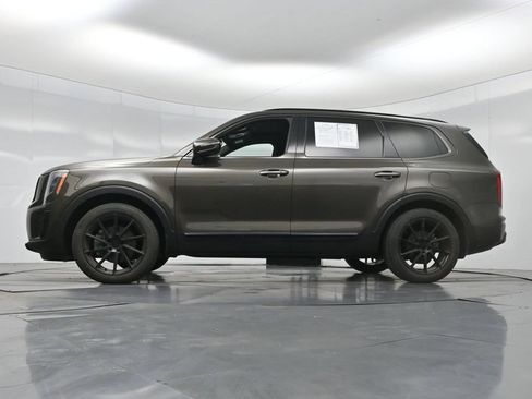 Used 2022 Kia Telluride SX w/ SX Prestige Package AWD/4WD image 7