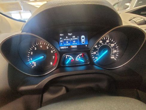 Used 2017 Ford Escape S FWD image 23