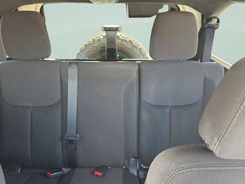 Used 2017 Jeep Wrangler Unlimited Sport AWD/4WD image 25