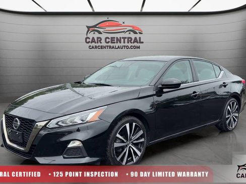 Used 2022 Nissan Altima 2.5 SR FWD image 1