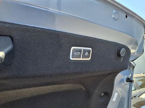Certified 2025 Hyundai Ioniq 6 SEL RWD image 7