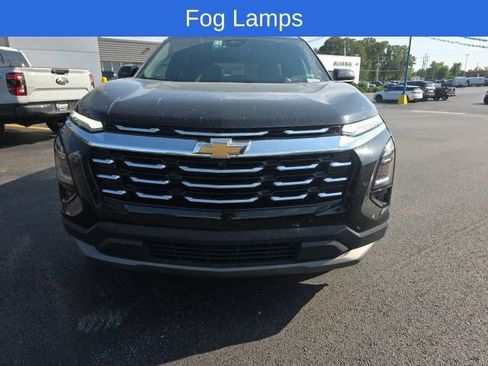Used 2025 Chevrolet Equinox LT w/ Convenience Package II AWD/4WD image 9