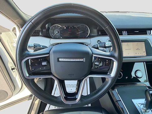 Used 2021 Land Rover Range Rover Evoque R-Dynamic S AWD/4WD image 36