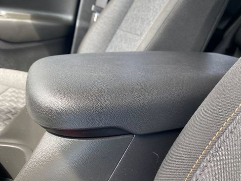 Used 2023 Chevrolet Equinox LT FWD image 31