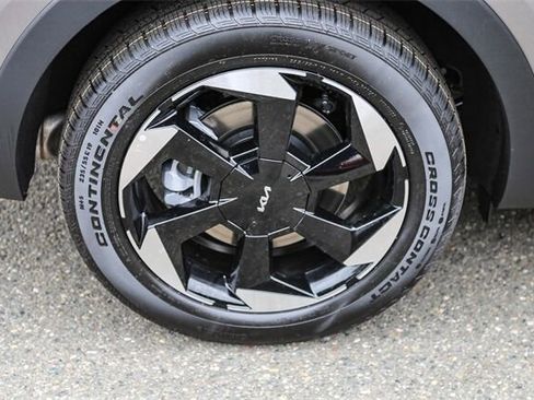 New 2025 Kia Sorento EX image 10