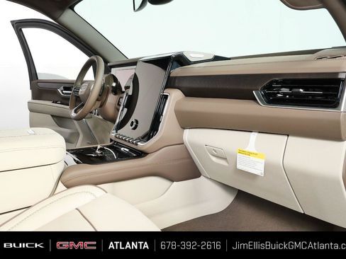 New 2026 GMC Yukon Denali w/ Sun & Power Step Package AWD/4WD image 20
