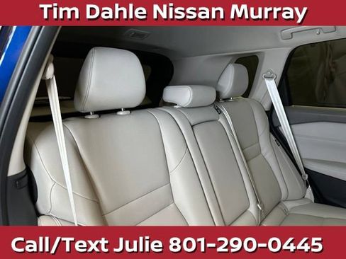 Used 2025 Nissan Rogue SL w/ SL Premium Package AWD/4WD image 19