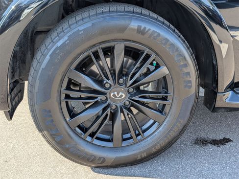 Used 2023 INFINITI QX80 Luxe w/ Cargo Package image 10