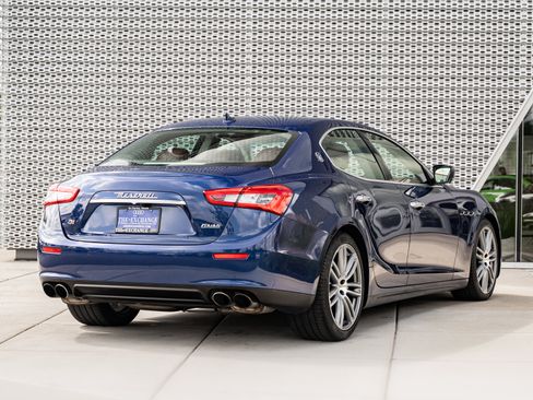 Used 2015 Maserati Ghibli S Q4 AWD/4WD image 4